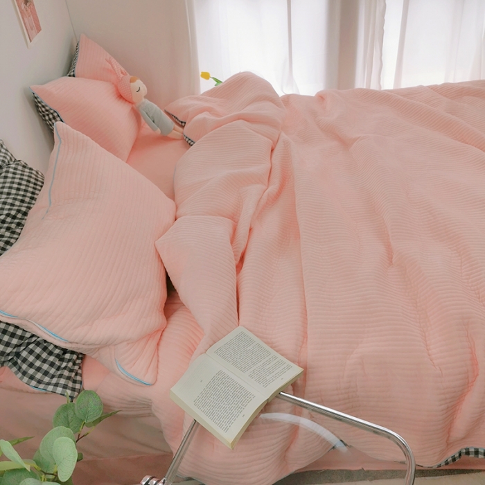 91家纺网 家纺一手货源 找家纺 淑女公社 2020新款棉加绒晚安宝贝四件套 灰白格加粉色绒