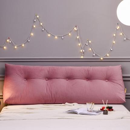 91家纺网 家纺一手货源 找家纺 一兰新款韩国绒立体三角大靠垫床头大靠垫床上靠背 点点皮粉