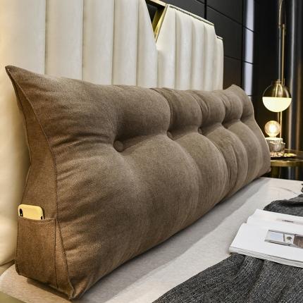 一兰 2020新款韩国绒三角靠垫 驼色