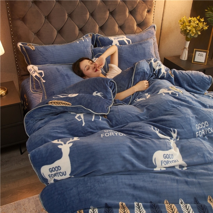 91家纺网 家纺一手货源 找家纺 爱洛牛奶绒宝宝绒水晶绒法莱绒金貂绒四件套 开心小鹿