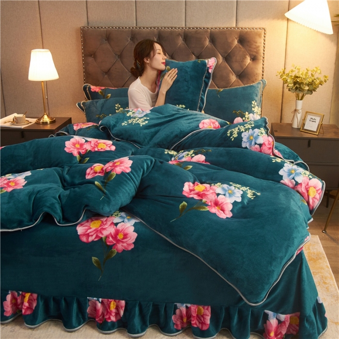 91家纺网 家纺一手货源 找家纺 爱洛牛奶绒宝宝绒水晶绒法莱绒金貂绒四件套 相遇花开