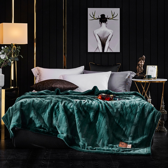 91家纺网 家纺一手货源 找家纺 凯轩毛毛毯毯子 2020新款精品仿毛皮盖毛毯毯子 孔雀绿