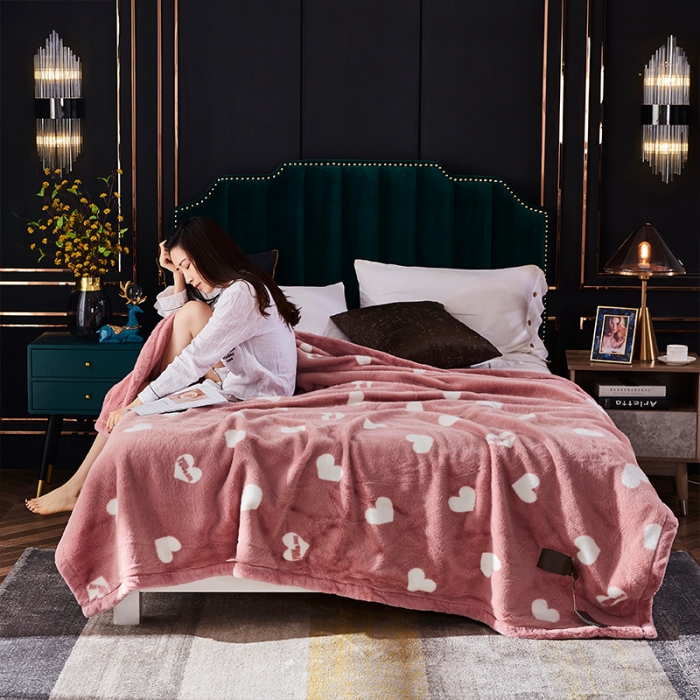 91家纺网 家纺一手货源 找家纺 凯轩毛毛毯毯子 2020新款仿皮草时尚印花毛毯毯子 爱心