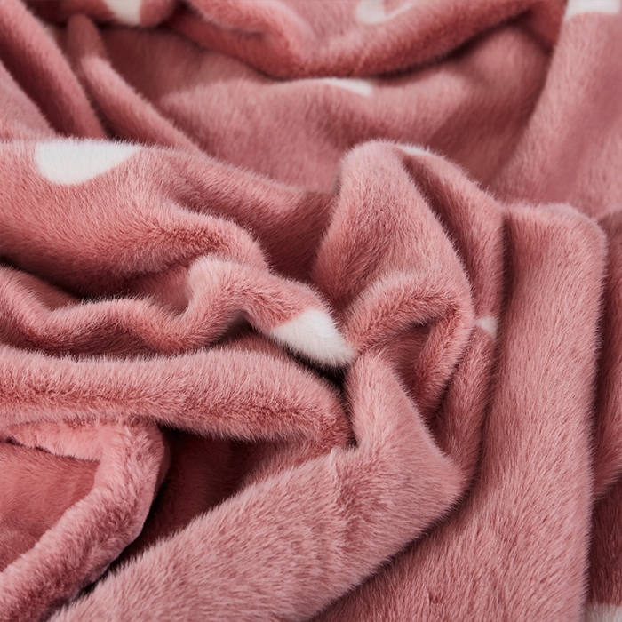91家纺网 家纺一手货源 找家纺 凯轩毛毛毯毯子 2020新款仿皮草时尚印花毛毯毯子 爱心