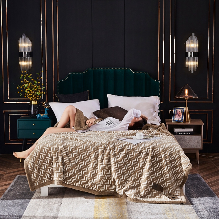 91家纺网 家纺一手货源 找家纺 凯轩毛毛毯毯子 2020新款仿皮草时尚印花毛毯毯子 相思扣