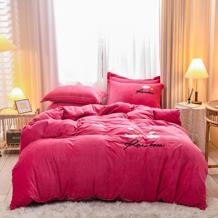 91家纺网 家纺一手货源 找家纺 （总）苏拉 2019新款宝宝绒毛巾绣四件套