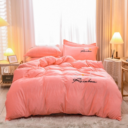 91家纺网 家纺一手货源 找家纺 （总）苏拉 2019新款宝宝绒毛巾绣四件套