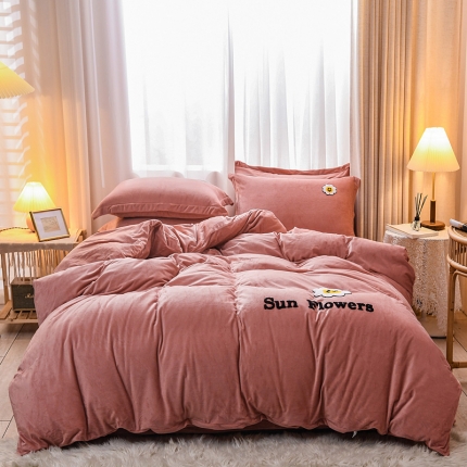 91家纺网 家纺一手货源 找家纺 （总）苏拉 2019新款宝宝绒毛巾绣四件套