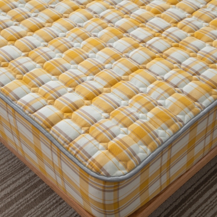 91家纺网 家纺一手货源 找家纺 （总）卡伦 2025全棉色织水洗棉夹棉床笠席梦思保护套22色