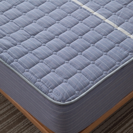 91家纺网 家纺一手货源 找家纺 （总）卡伦 2025全棉色织水洗棉夹棉床笠席梦思保护套22色