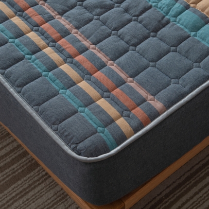 91家纺网 家纺一手货源 找家纺 （总）卡伦 2025全棉色织水洗棉夹棉床笠席梦思保护套22色