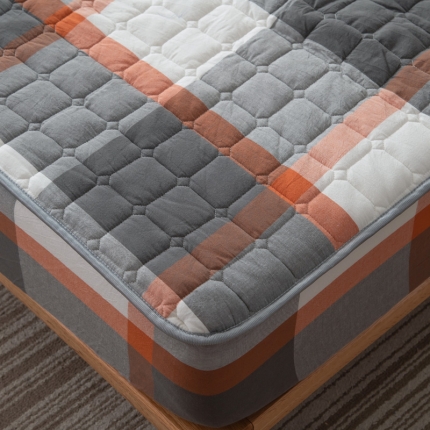 91家纺网 家纺一手货源 找家纺 （总）卡伦 2025全棉色织水洗棉夹棉床笠席梦思保护套22色