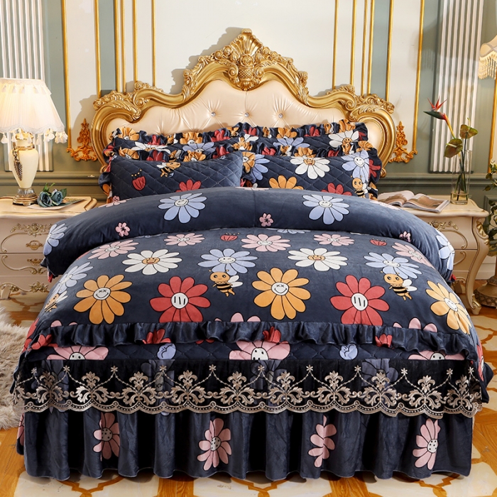 91家纺网 家纺一手货源 找家纺 宜凡家纺 2021新款夹棉水晶绒床裙四件套 童话