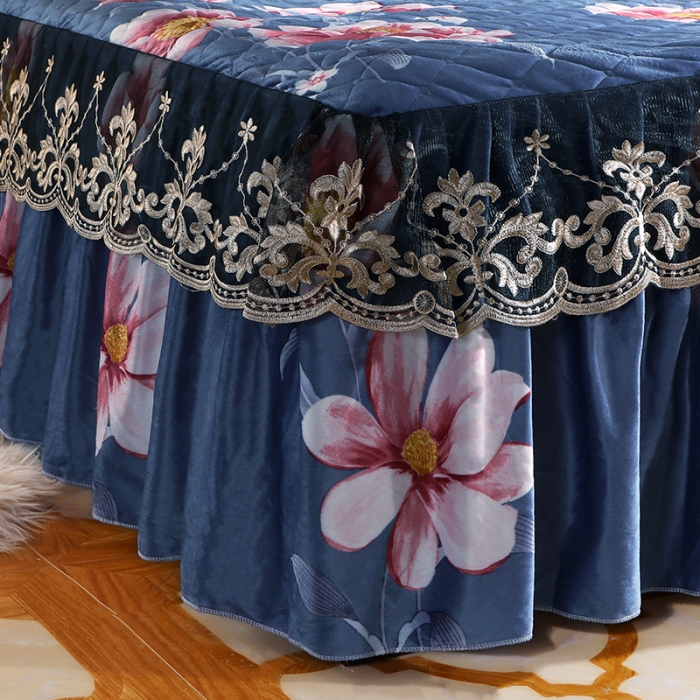 91家纺网 家纺一手货源 找家纺 宜凡家纺 2021新款夹棉水晶绒单品床裙　回忆