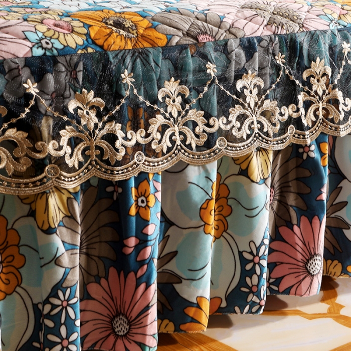 91家纺网 家纺一手货源 找家纺 宜凡家纺 2021新款夹棉水晶绒单品床裙　小资情调