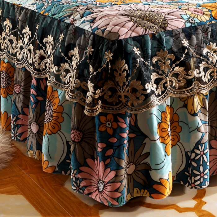 91家纺网 家纺一手货源 找家纺 宜凡家纺 2021新款夹棉水晶绒单品床裙　小资情调