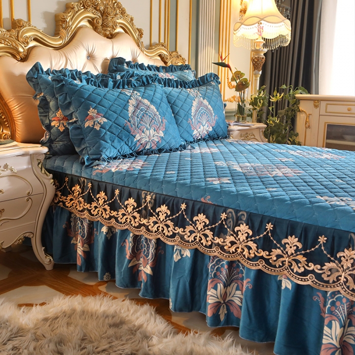 91家纺网 家纺一手货源 找家纺 宜凡家纺 2021新款夹棉水晶绒单品床裙　欧若拉