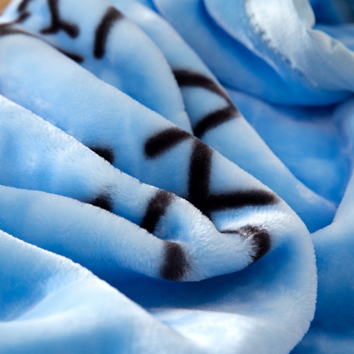 91家纺网 家纺一手货源 找家纺 凯轩毛毛毯毯子2020新款儿童云毛毯毯子.毛毛毯毯子.童毛毯毯子.保暖毛毯毯子大奶瓶 -蓝