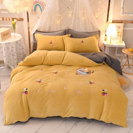 捌月牛奶绒小清新刺绣四件套 甜心草莓-暖黄