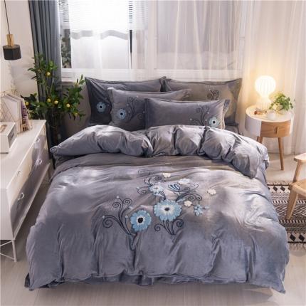 91家纺网 家纺一手货源 找家纺 金米诺2020新款水晶绒刺绣牛奶绒宝宝绒四件套 情语飞扬-银灰