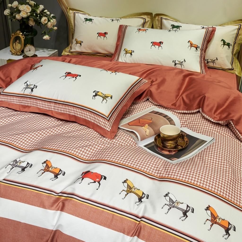 91家纺网 家纺一手货源 找家纺 优然居 2020新款小边款数码印花四件套 艾尔玛秋叶红