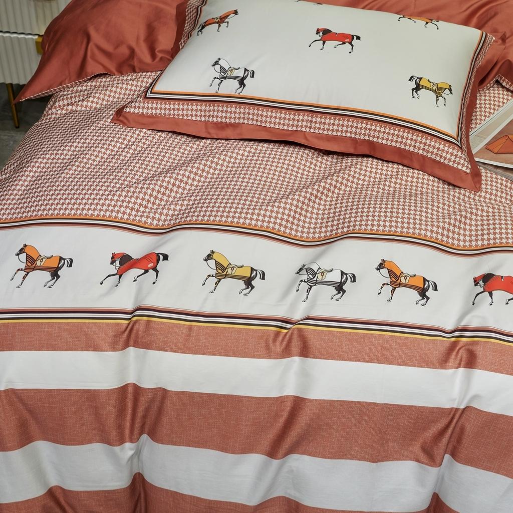 91家纺网 家纺一手货源 找家纺 优然居 2020新款小边款数码印花四件套 艾尔玛秋叶红