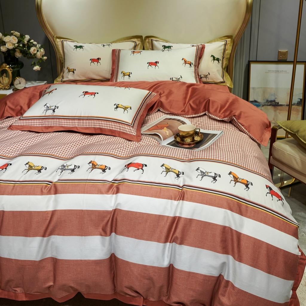 91家纺网 家纺一手货源 找家纺 优然居 2020新款小边款数码印花四件套 艾尔玛秋叶红