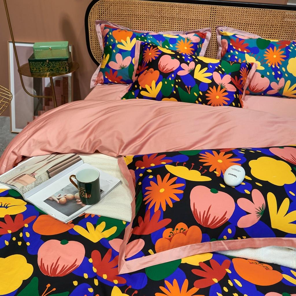 91家纺网 家纺一手货源 找家纺 优然居 2020新款小边款数码印花四件套 花蕊黑