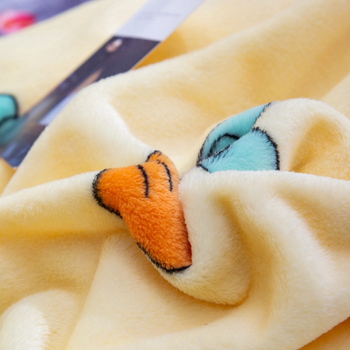 91家纺网 家纺一手货源 找家纺 来菲毛毯25新款270克毛毯印花加厚珊瑚绒毯子柔软法兰绒休闲毯萝卜