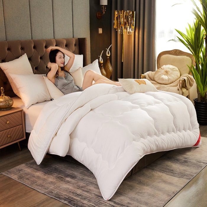 91家纺网 家纺一手货源 找家纺 （总）天瑜家纺 2023新款磨毛压花冬被