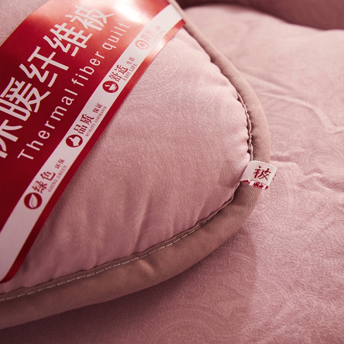 91家纺网 家纺一手货源 找家纺 天瑜家纺 2023新款磨毛压花冬被 豆沙色