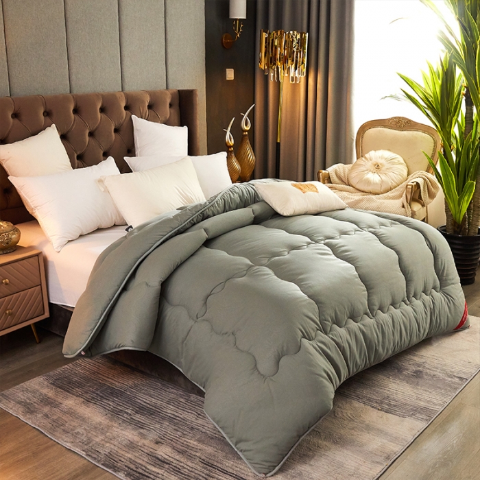 91家纺网 家纺一手货源 找家纺 天瑜家纺 2023新款磨毛压花冬被 灰色