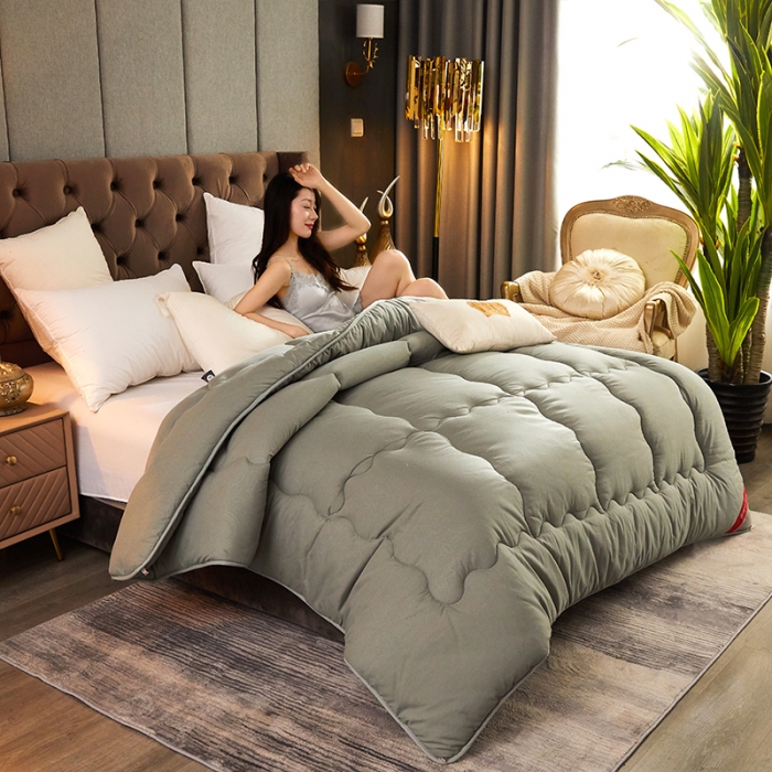 91家纺网 家纺一手货源 找家纺 天瑜家纺 2023新款磨毛压花冬被 灰色