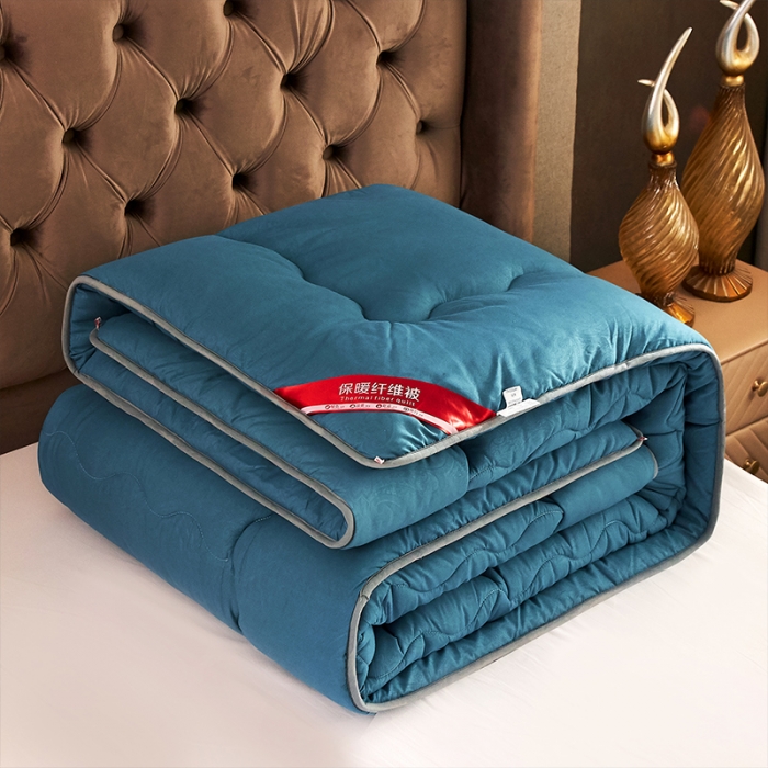 91家纺网 家纺一手货源 找家纺 天瑜家纺 2023新款磨毛压花冬被 蓝色