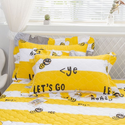 91家纺网 家纺一手货源 找家纺 爱妮玖玖 2025新款 夏风系列 全棉印花夹棉花边枕套