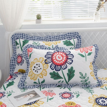 91家纺网 家纺一手货源 找家纺 爱妮玖玖 2025新款 夏风系列 全棉印花夹棉花边枕套