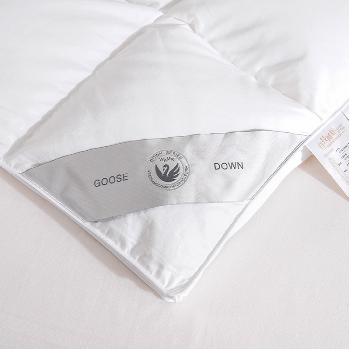 91家纺网 家纺一手货源 找家纺 （总）俏企鹅 2025新款立体叠花面包羽绒被