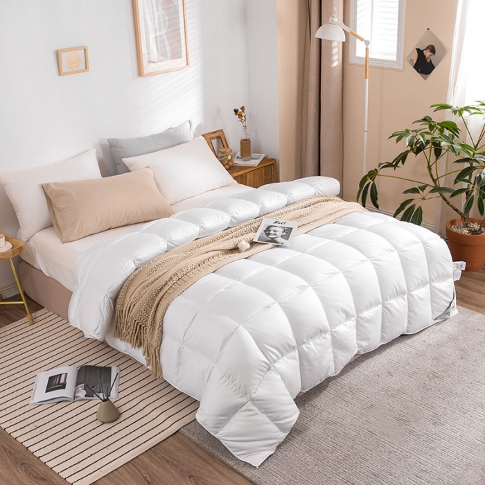 91家纺网 家纺一手货源 找家纺 （总）俏企鹅 2025新款立体叠花面包羽绒被