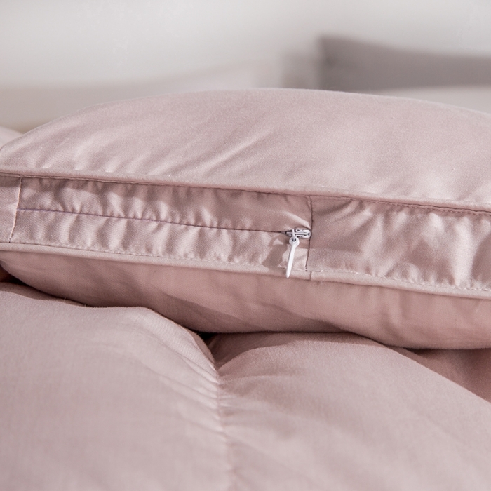 91家纺网 家纺一手货源 找家纺 俏企鹅 2025新款立体叠花面包羽绒被 豆沙色