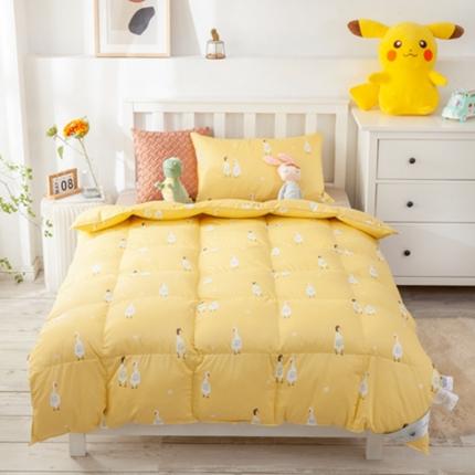 91家纺网 家纺一手货源 找家纺 俏企鹅 2025新款卡通儿童羽绒被 乖乖鹅-黄