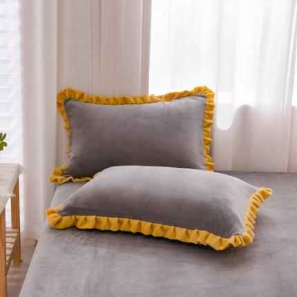 91家纺网 家纺一手货源 找家纺 （总）KA家纺 2023冬季双层花边牛奶法莱水晶绒单枕套