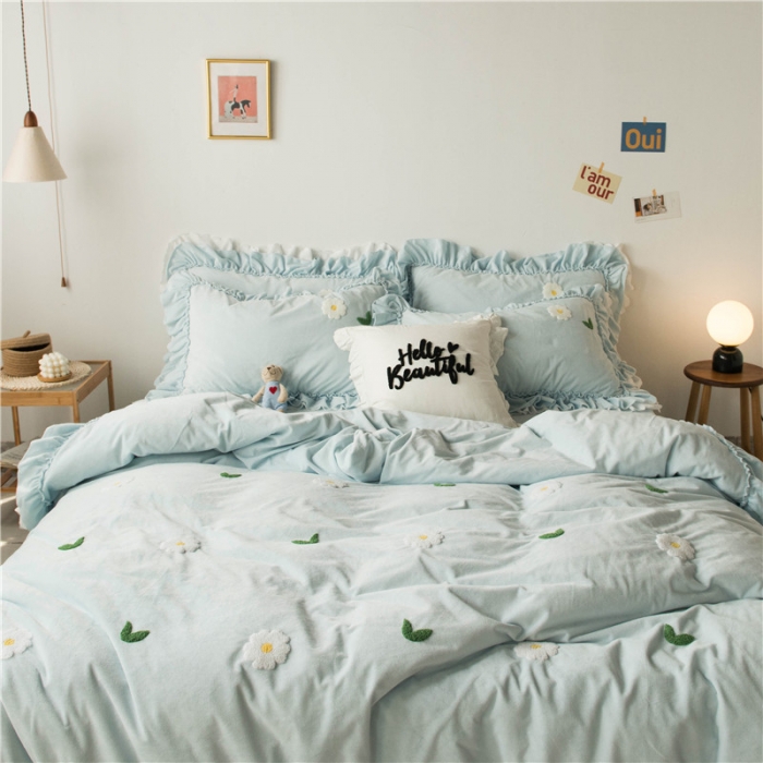 91家纺网 家纺一手货源 找家纺 淑女公社 2020新款秋冬毛巾绣13色四件套 小雏菊淡蓝