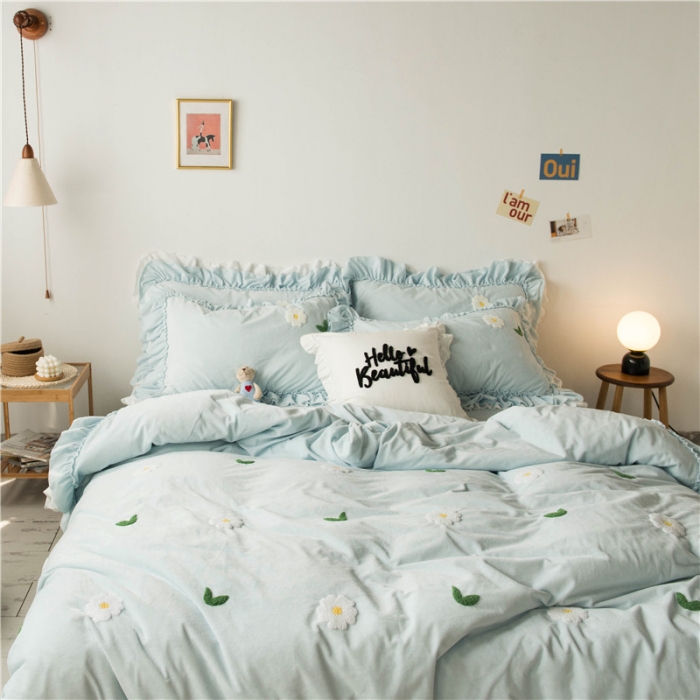 91家纺网 家纺一手货源 找家纺 淑女公社 2020新款秋冬毛巾绣13色四件套 小雏菊淡蓝