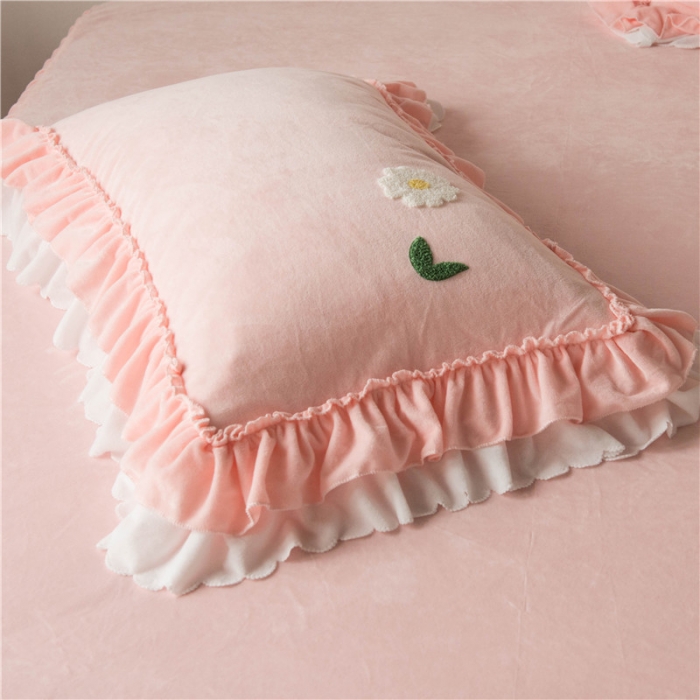 91家纺网 家纺一手货源 找家纺 淑女公社 2020新款秋冬毛巾绣13色四件套 小雏菊粉玉