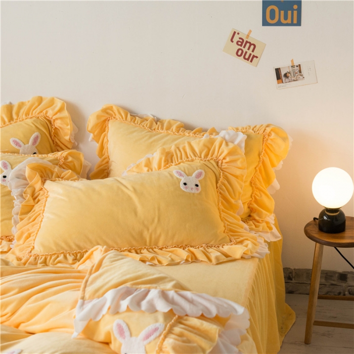 91家纺网 家纺一手货源 找家纺 淑女公社 2020新款秋冬毛巾绣13色四件套 小兔子嫩黄