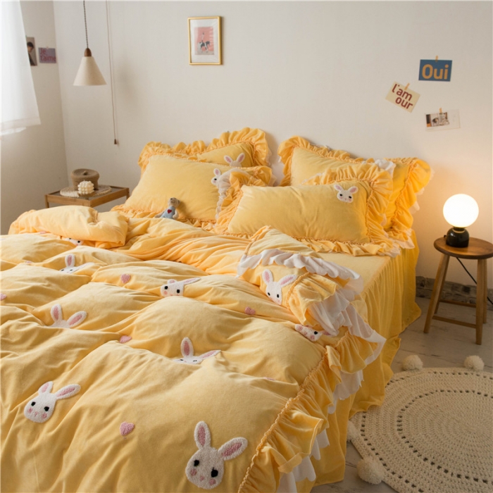 91家纺网 家纺一手货源 找家纺 淑女公社 2020新款秋冬毛巾绣13色四件套 小兔子嫩黄