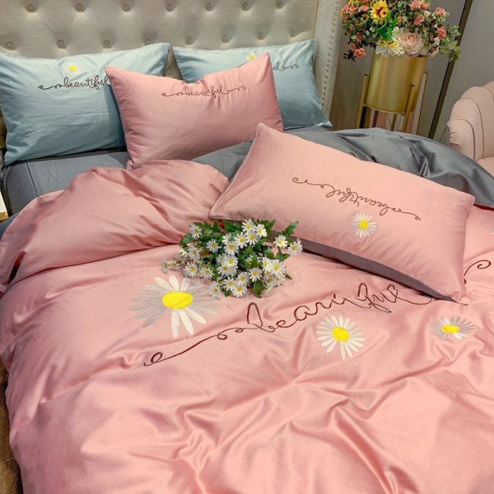 91家纺网 家纺一手货源 找家纺 眠帛家居 2020新款贡缎全棉绣花系列 雏菊豆沙