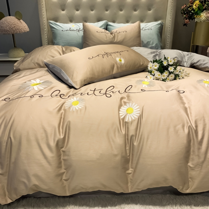 91家纺网 家纺一手货源 找家纺 眠帛家居 2020新款贡缎全棉绣花系列 雏菊米驼