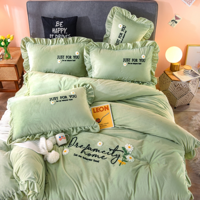 91家纺网 家纺一手货源 找家纺 （总）唐人居 2025新款宝宝绒毛巾绣雏菊系列四件套