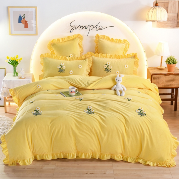 91家纺网 家纺一手货源 找家纺 唐人居 2025新款宝宝绒毛巾绣雏菊系列四件套冬恋雏菊-黄色